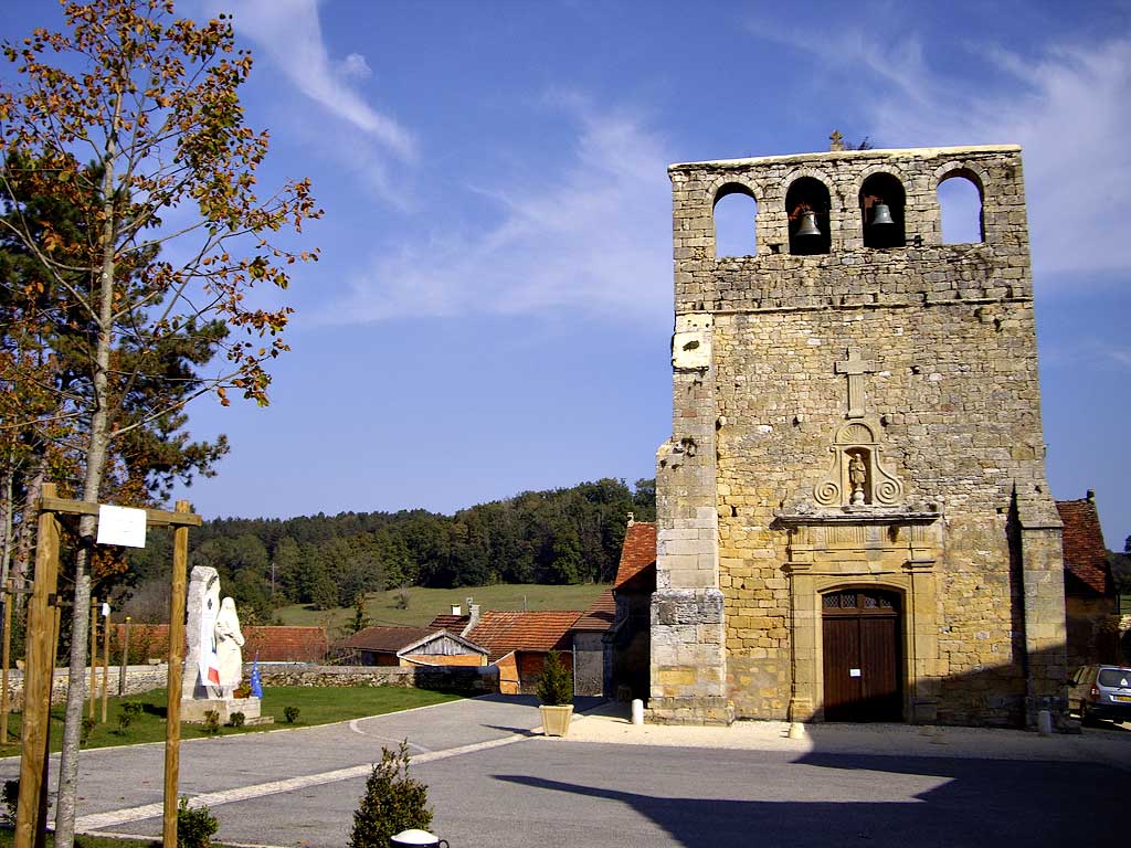 Le bourg de Meyrals